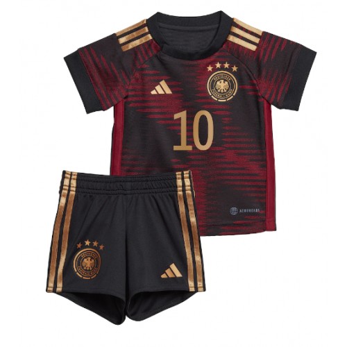 Maillot de foot Allemagne Serge Gnabry #10 Extérieur enfant Monde 2022 Manches Courte (+ pantalon court)